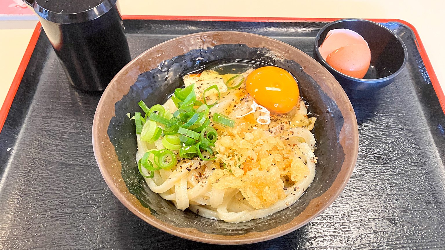 手打十段うどんバカ一代の釜バターうどんの写真