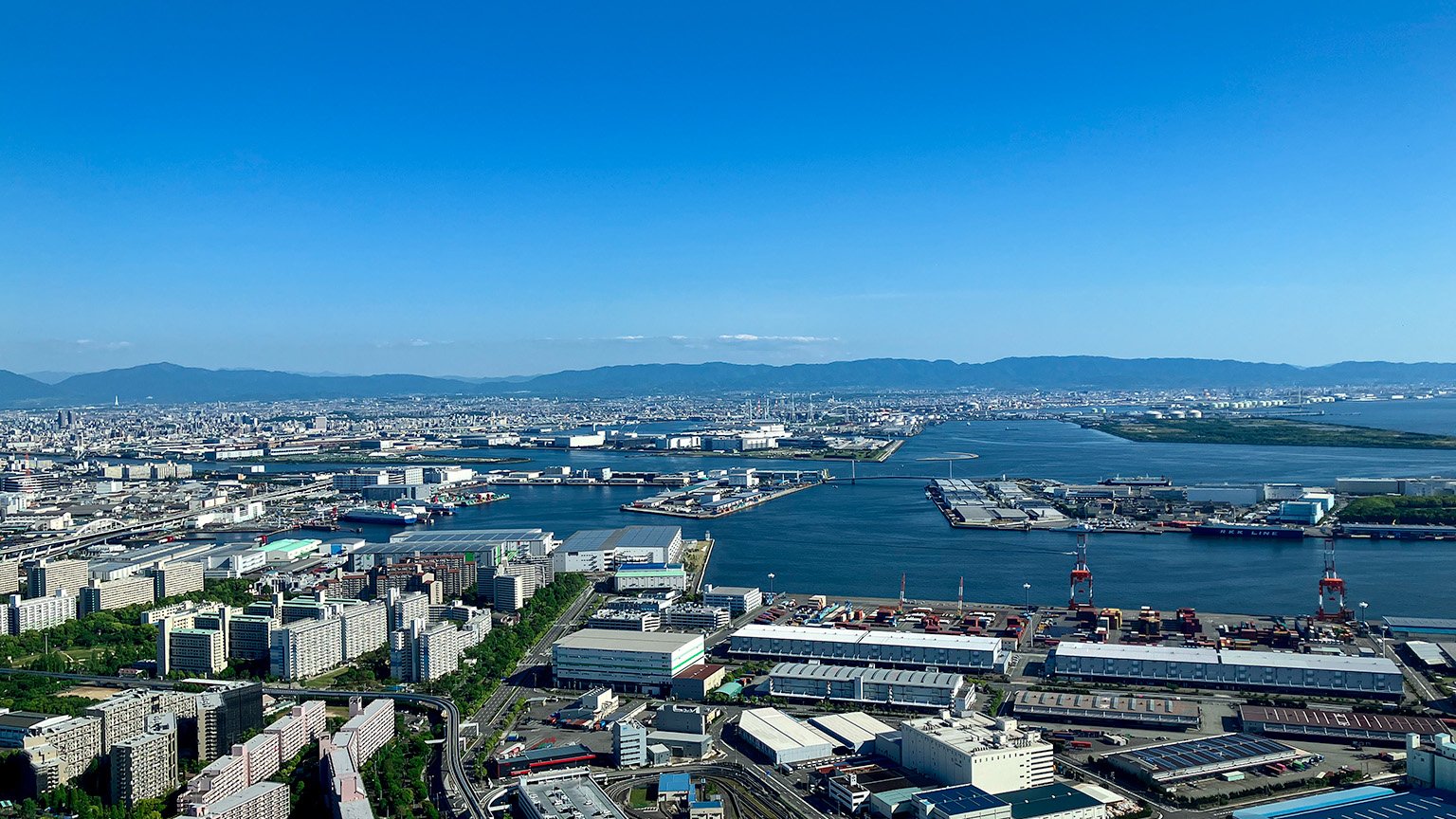 さきしまコスモタワー展望台の南側の景色の写真