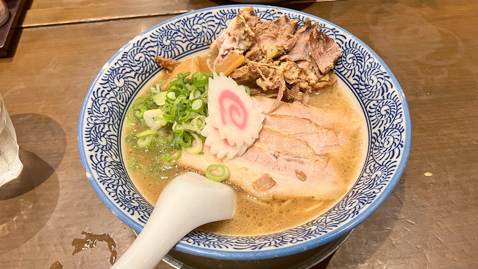 和歌山中華そば丸美商店の特製中華そばの写真