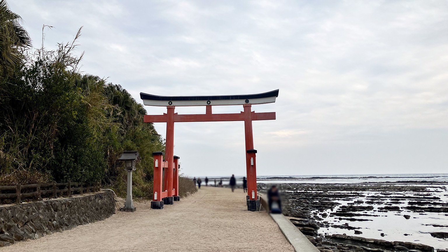 青島神社の鳥居の写真