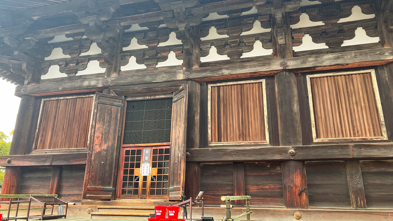 東寺の金堂の写真