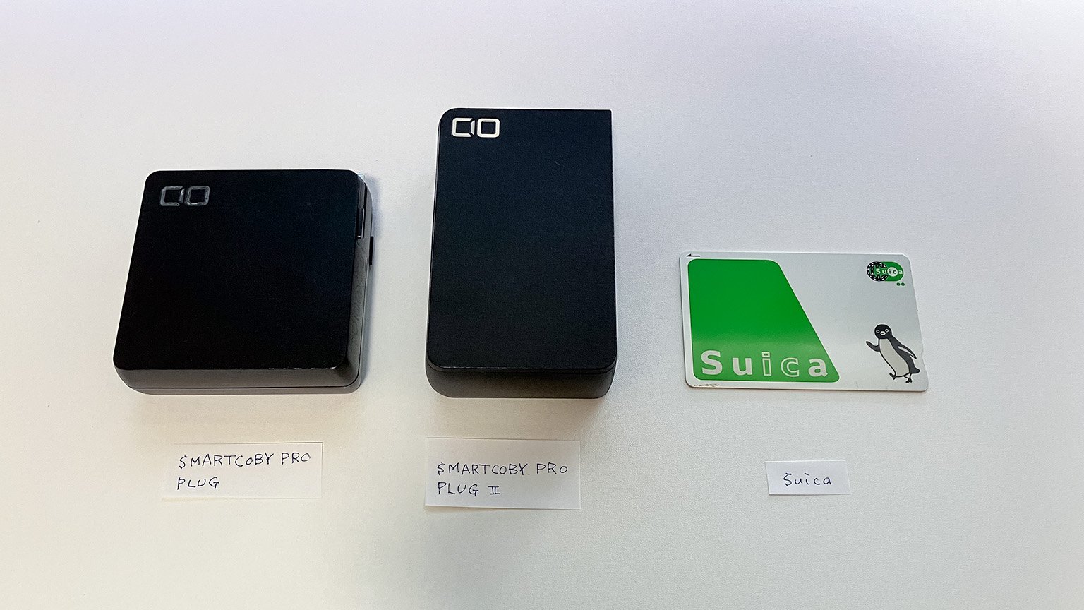 CIOの「SMARTCOBY Pro PLUG」と「SMARTCOBY Pro PLUGⅡ」とSuicaの写真