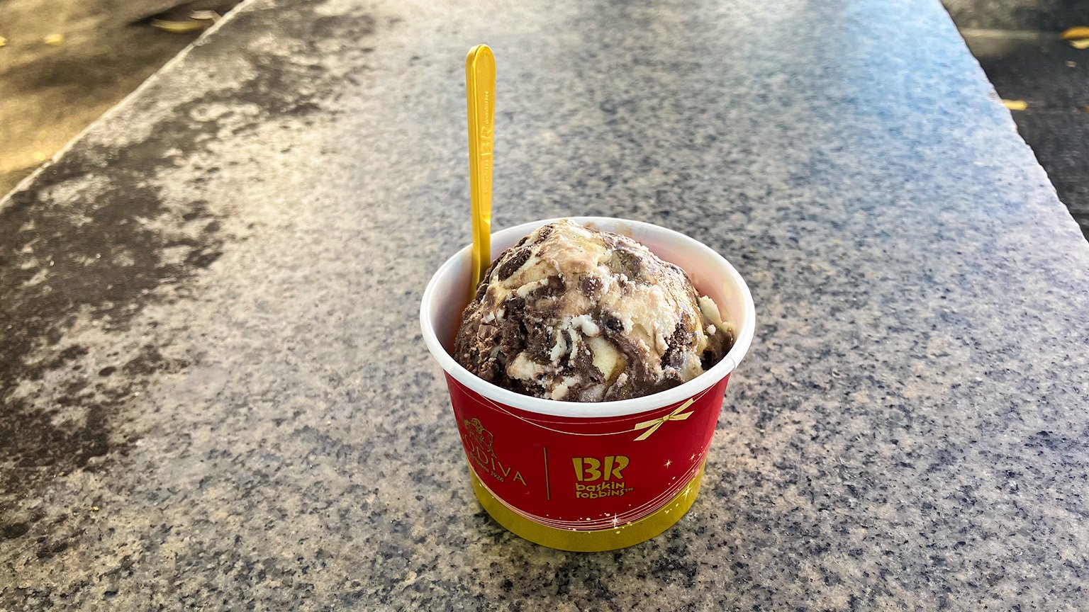 サーティワンアイスクリームの「マリアージュ デュ ショコラ」の写真