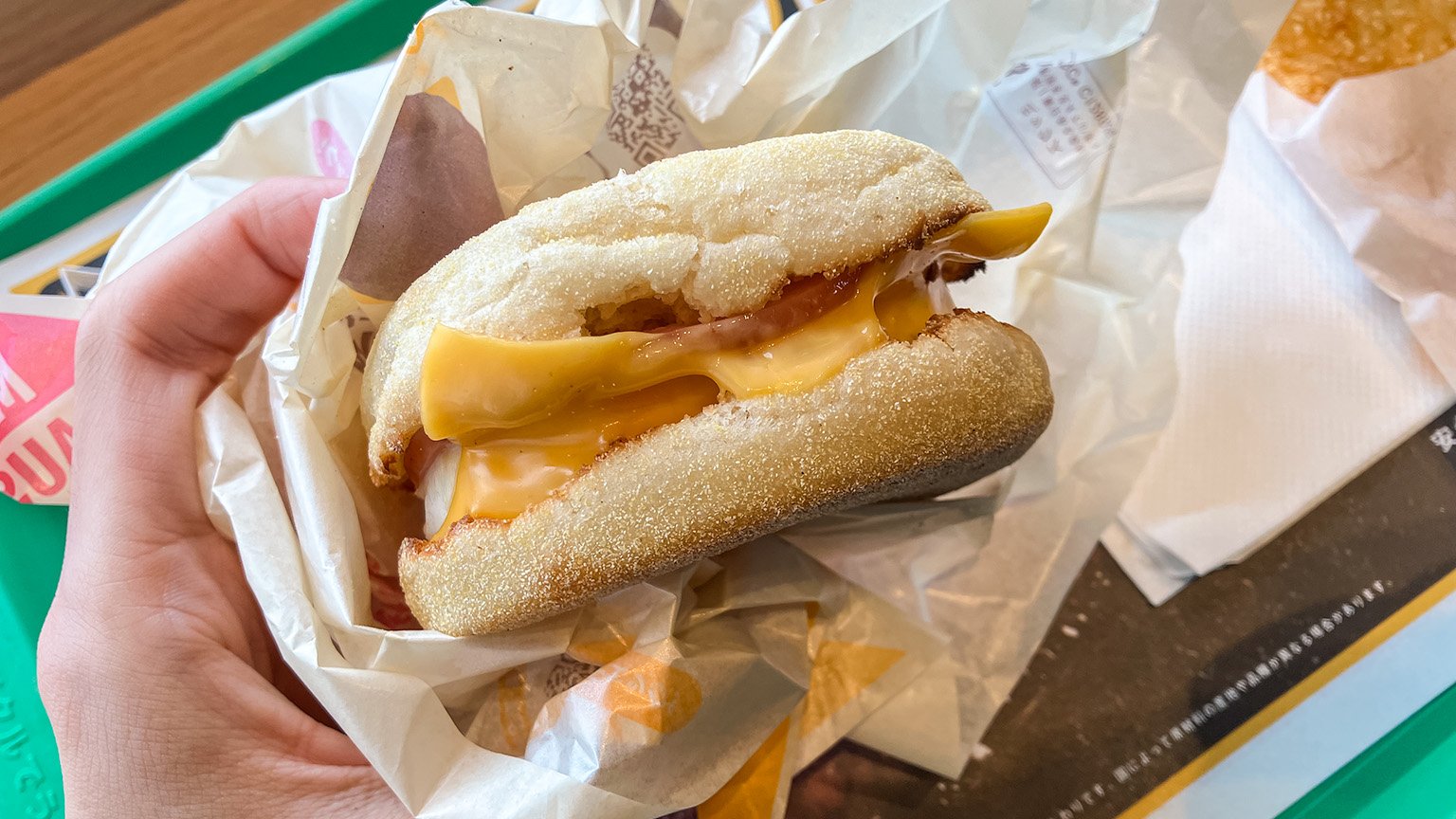 朝マックのエッグマックマフィンの写真