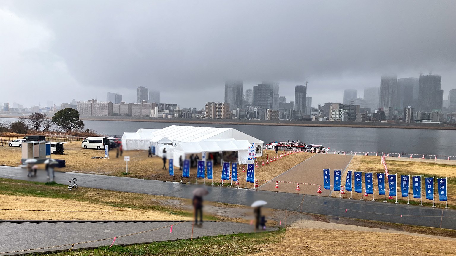 淀川河川敷十三かわまちエリアの写真