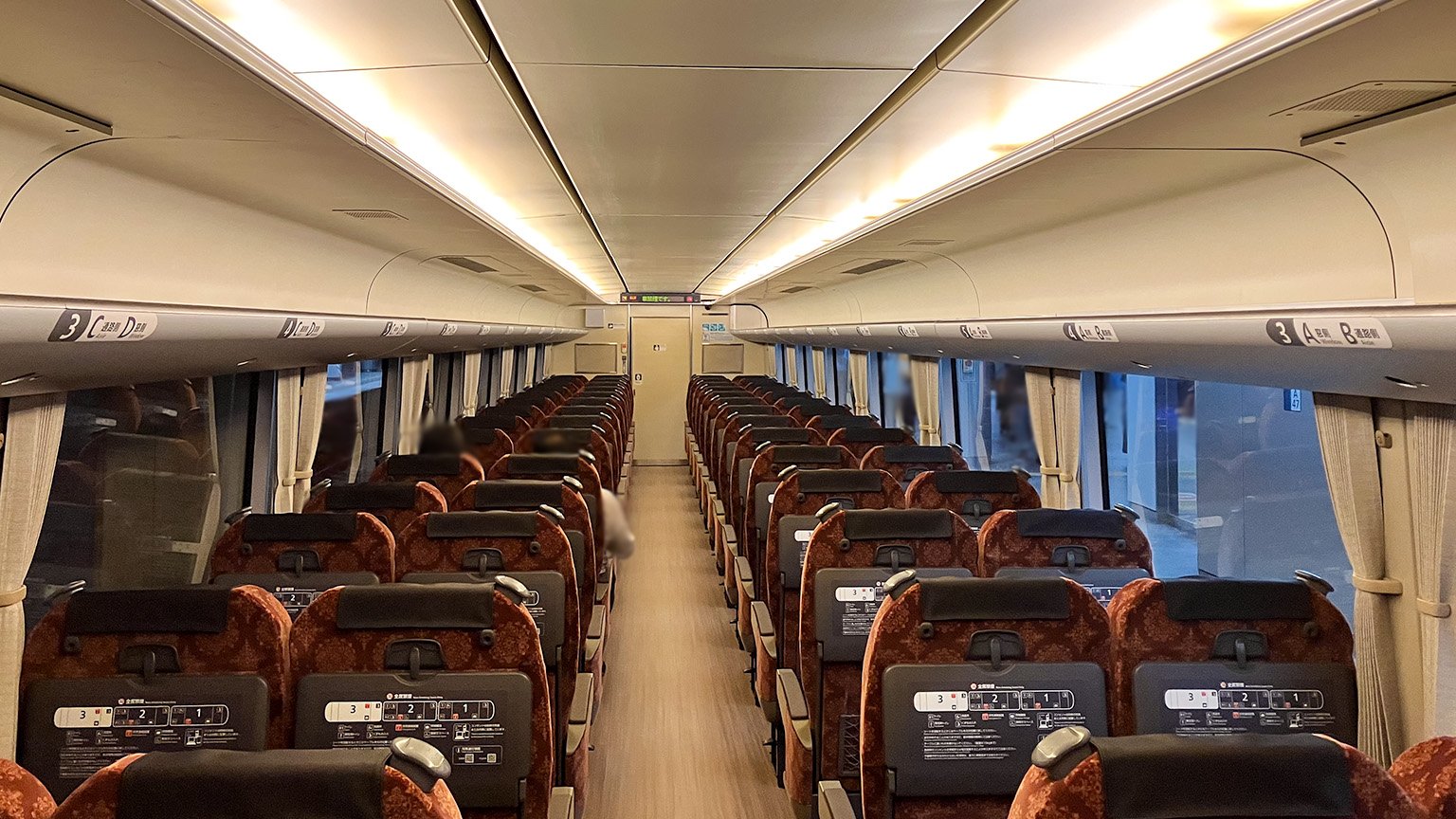 特急まほろば「安寧」の車内の写真