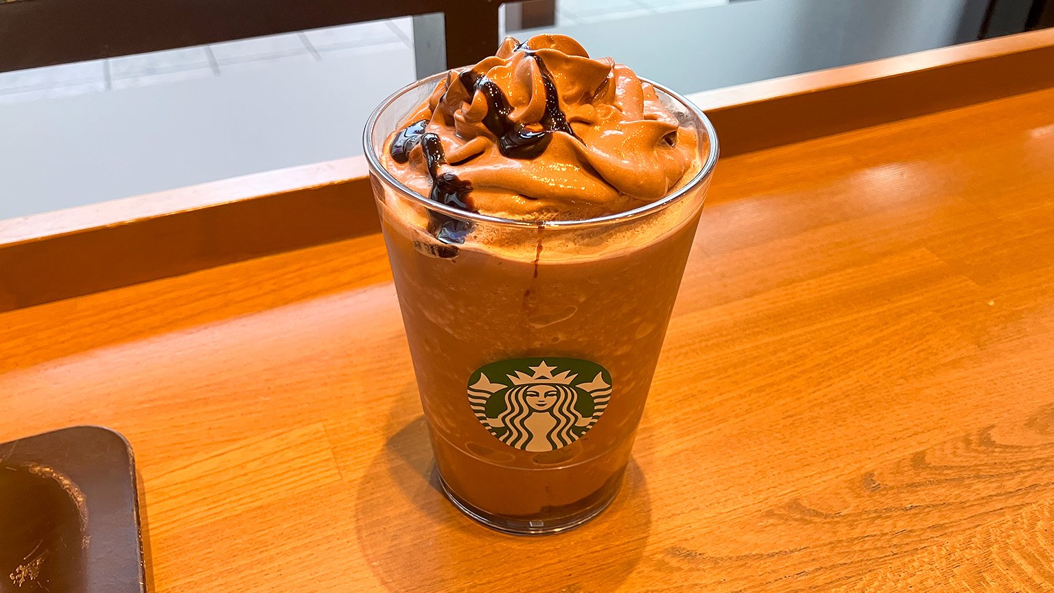 スタバのクラシックショコラシンフォニーフラペチーノの写真