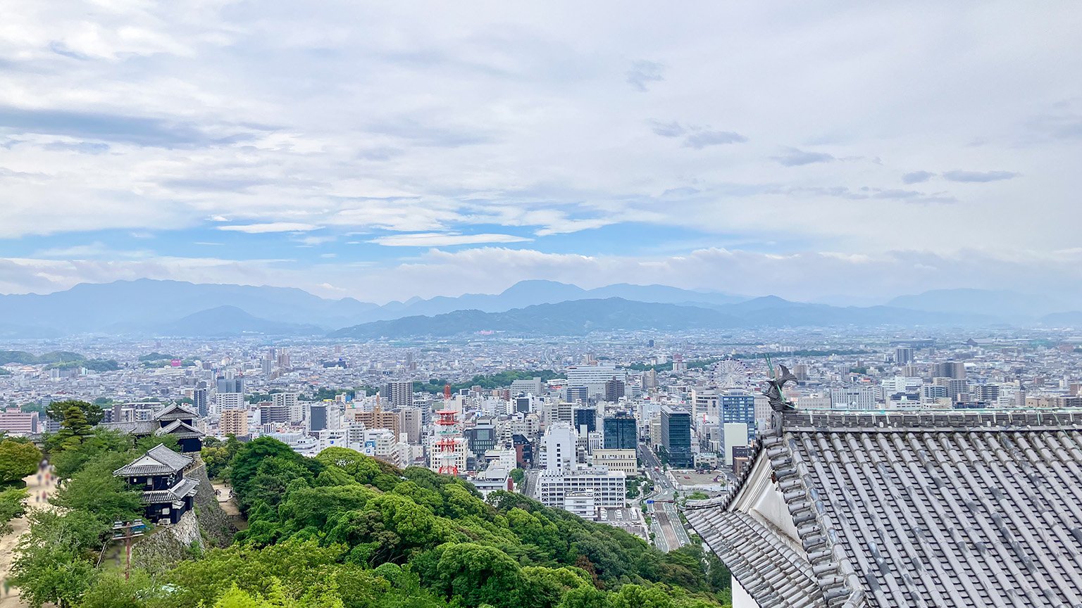 松山城天守から見た景色の写真