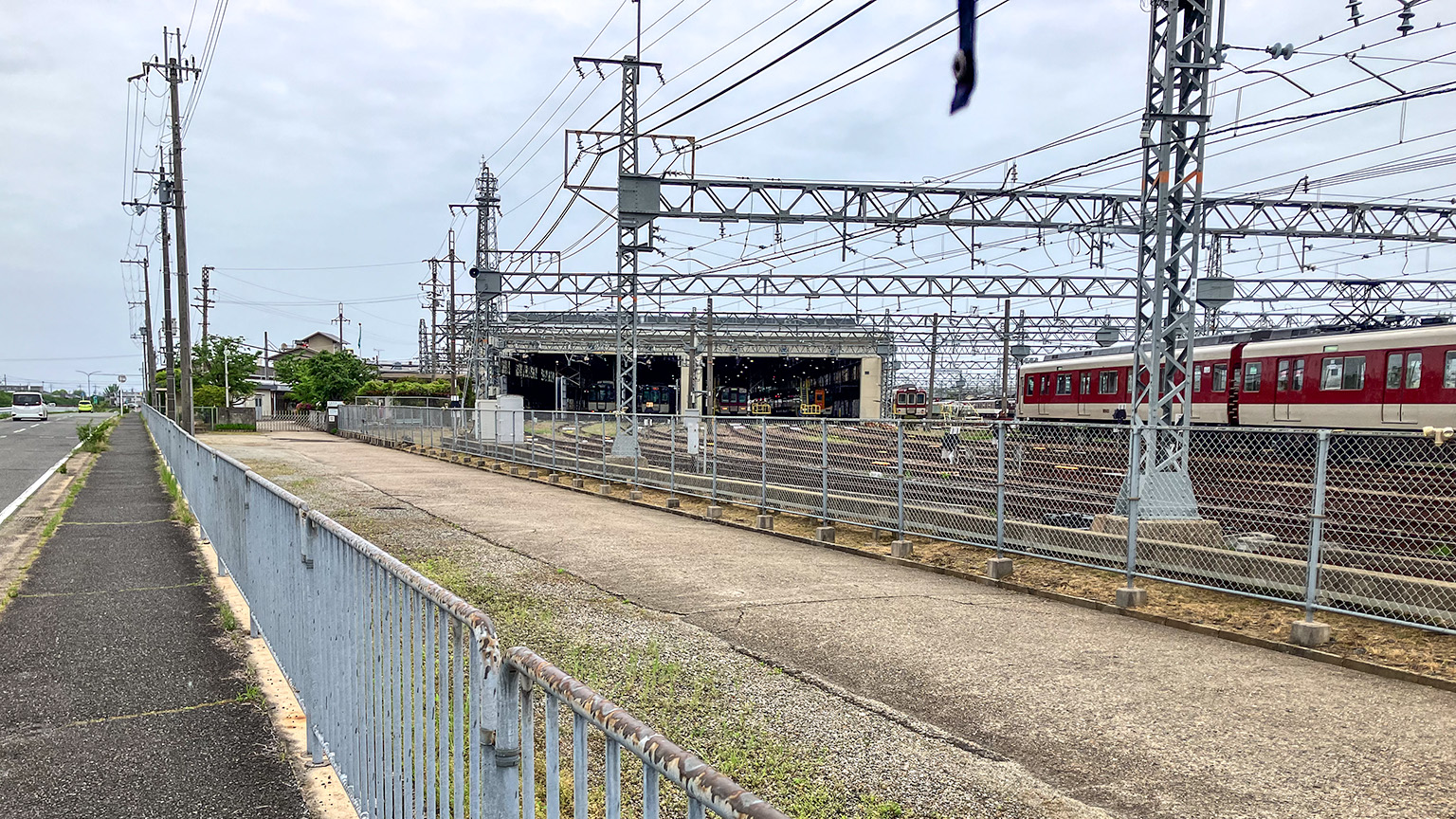 近鉄西大寺検車区の写真