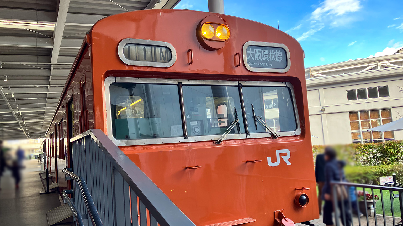 京都鉄道博物館のプロムナードの写真