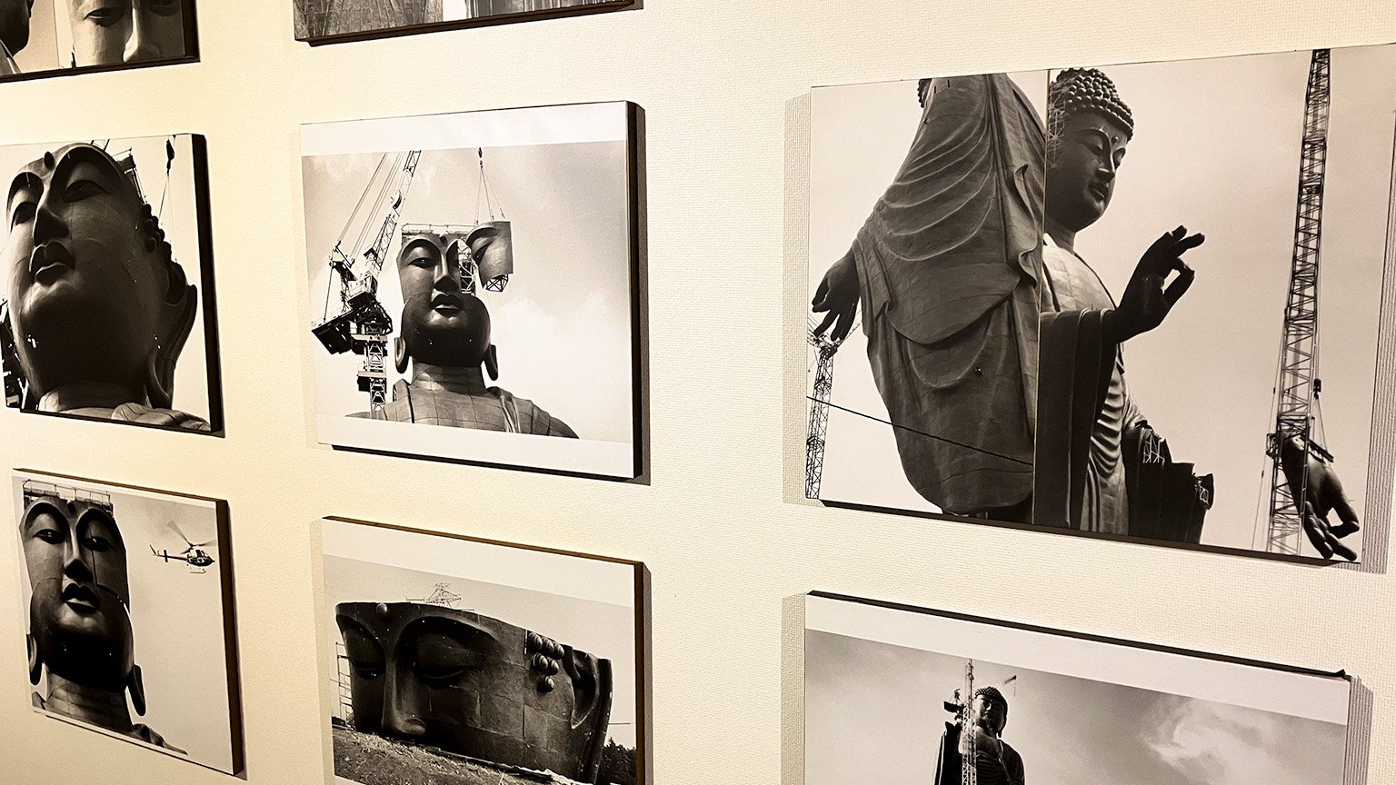 牛久阿弥陀仏胎内2階に展示された建設時の様子の写真
