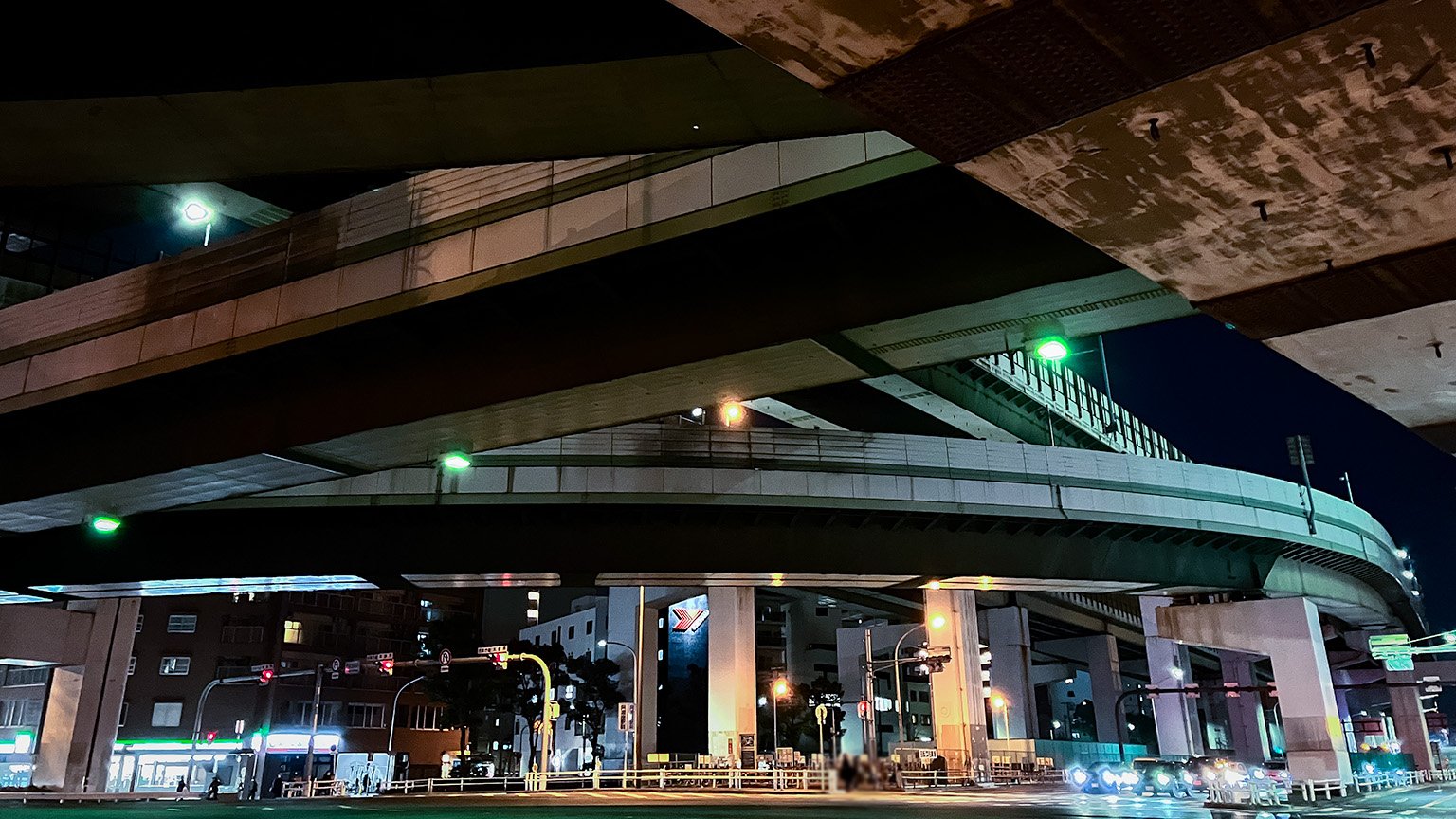 阿波座駅前交差点の写真