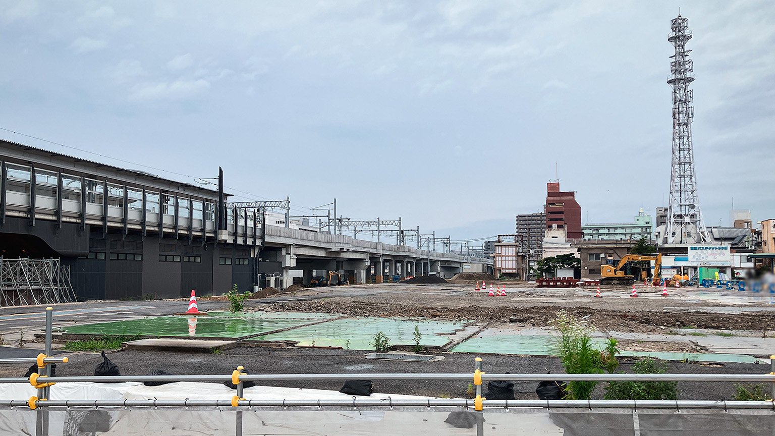 JR松山駅前の写真