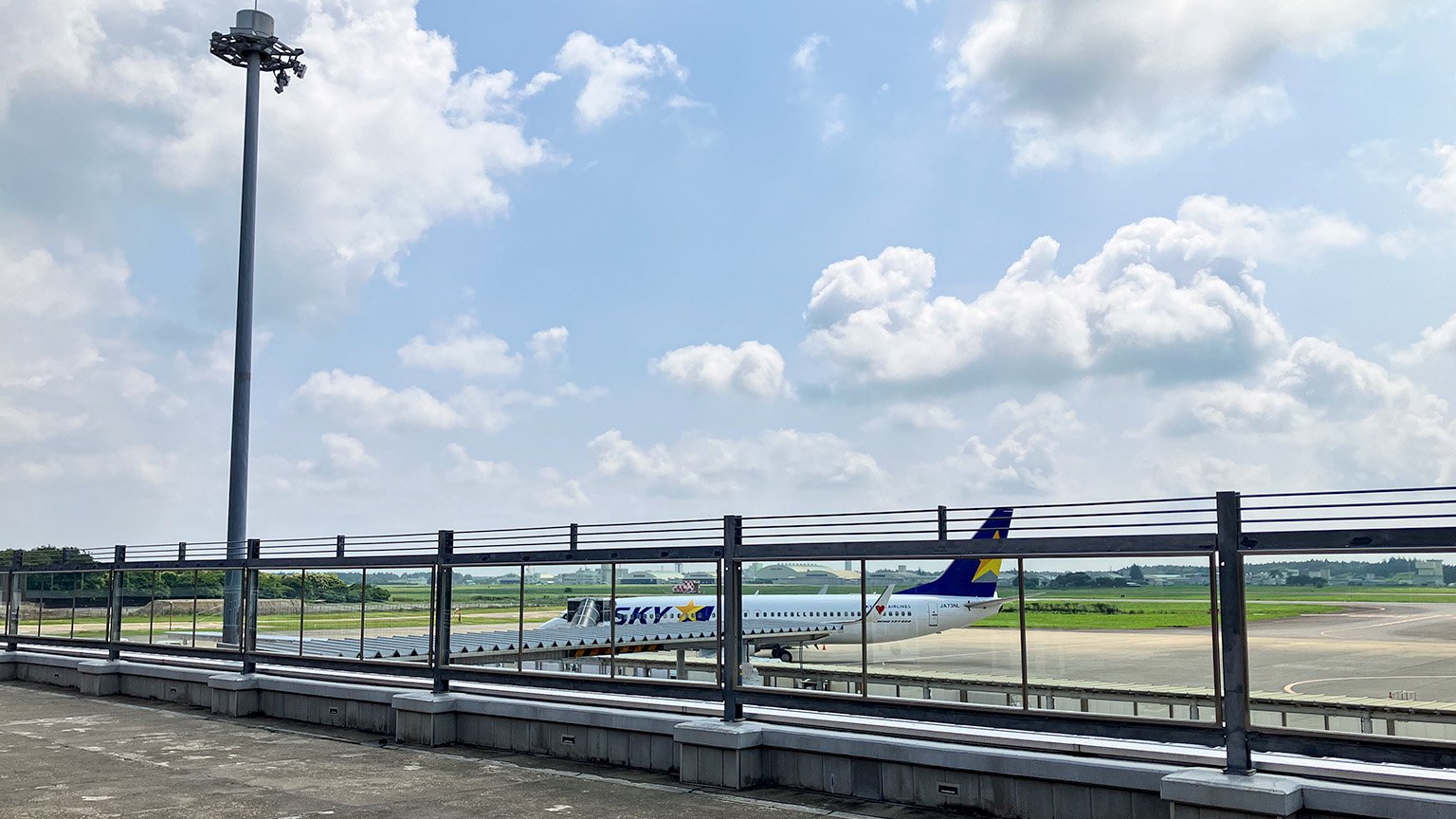 茨城空港の送迎デッキからの景色の写真