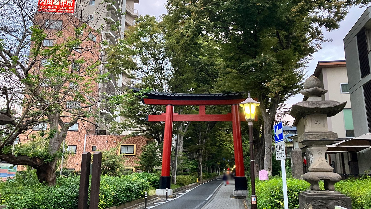 氷川神社の一の鳥居の写真
