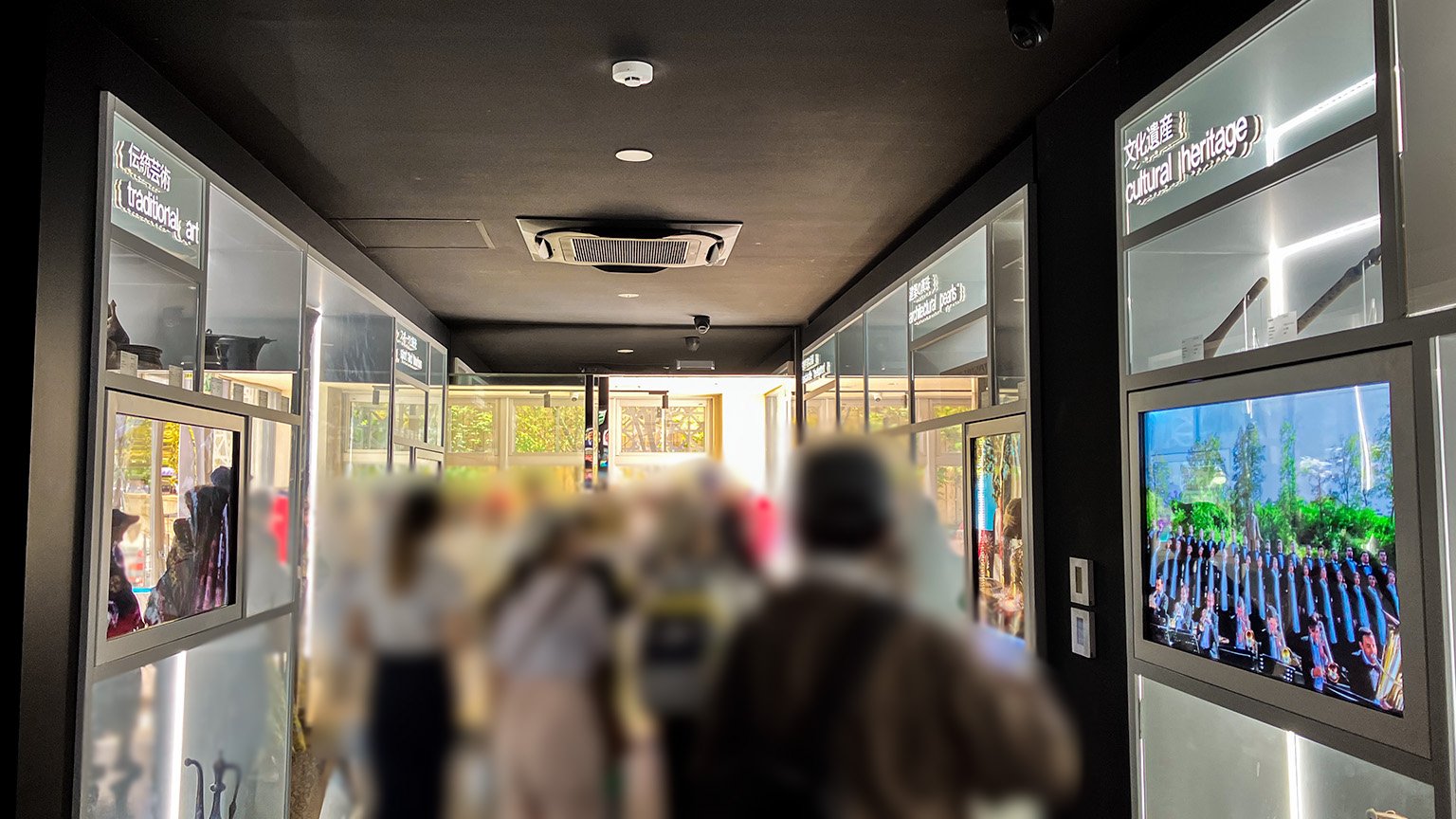 アゼルバイジャンパビリオンの展示の写真