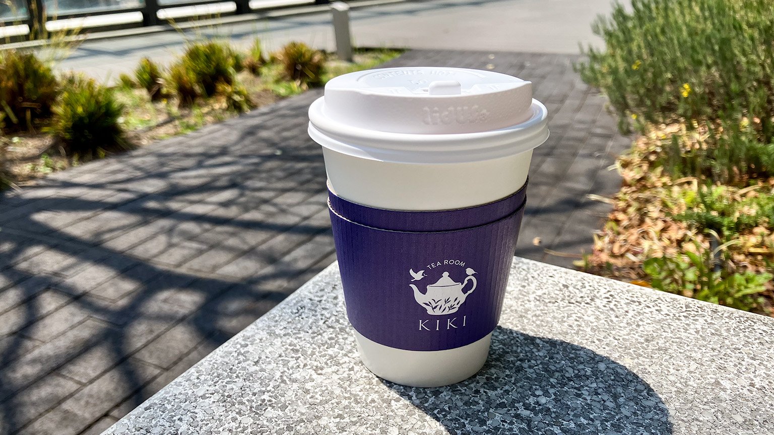TEA ROOM KIKI 紅茶 & スコーン専門店 梅田 の紅茶（ファーストドロップ）の写真