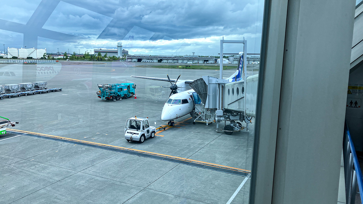 稚内行きの飛行機の写真