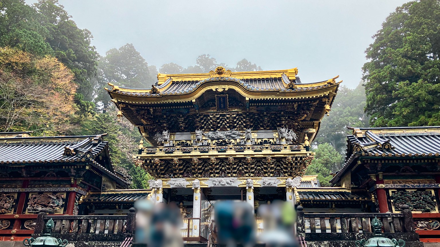 日光東照宮の陽明門の写真